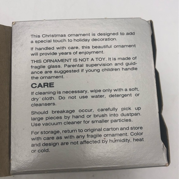 Seasons Greetings Ornament House In The Forest - Picture 6 of 6